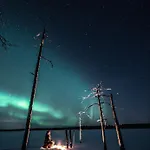 Haistila Retreat With Elegant Views & Sauna Near Rovaniemi Gerendaház *