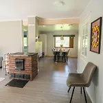 Haistila Retreat With Elegant Views & Sauna Near Rovaniemi Gerendaház