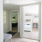 Haistila Retreat With Elegant Views & Sauna Near Rovaniemi *