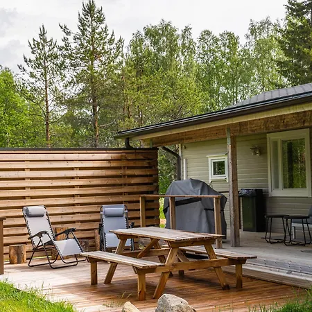 Haistila Retreat With Elegant Views & Sauna Near Rovaniemi *