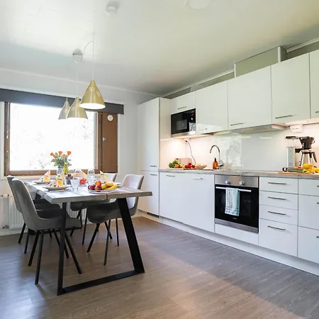 Lodge Haistila Retreat With Elegant Views & Sauna Near Rovaniemi Ranua