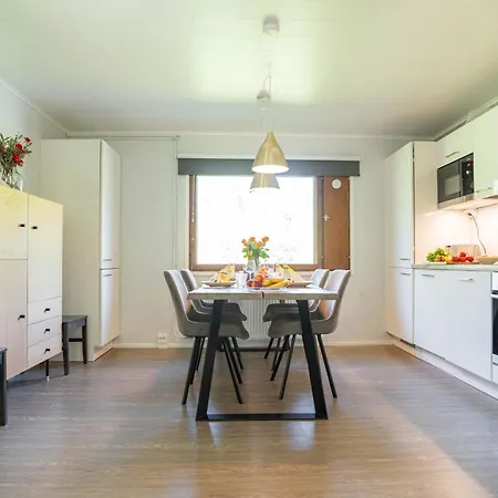 Haistila Retreat With Elegant Views & Sauna Near Rovaniemi Ranua