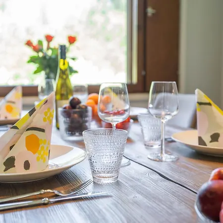 Haistila Retreat With Elegant Views & Sauna Near Rovaniemi *