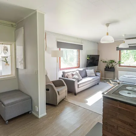 Chata Haistila Retreat With Elegant Views & Sauna Near Rovaniemi *